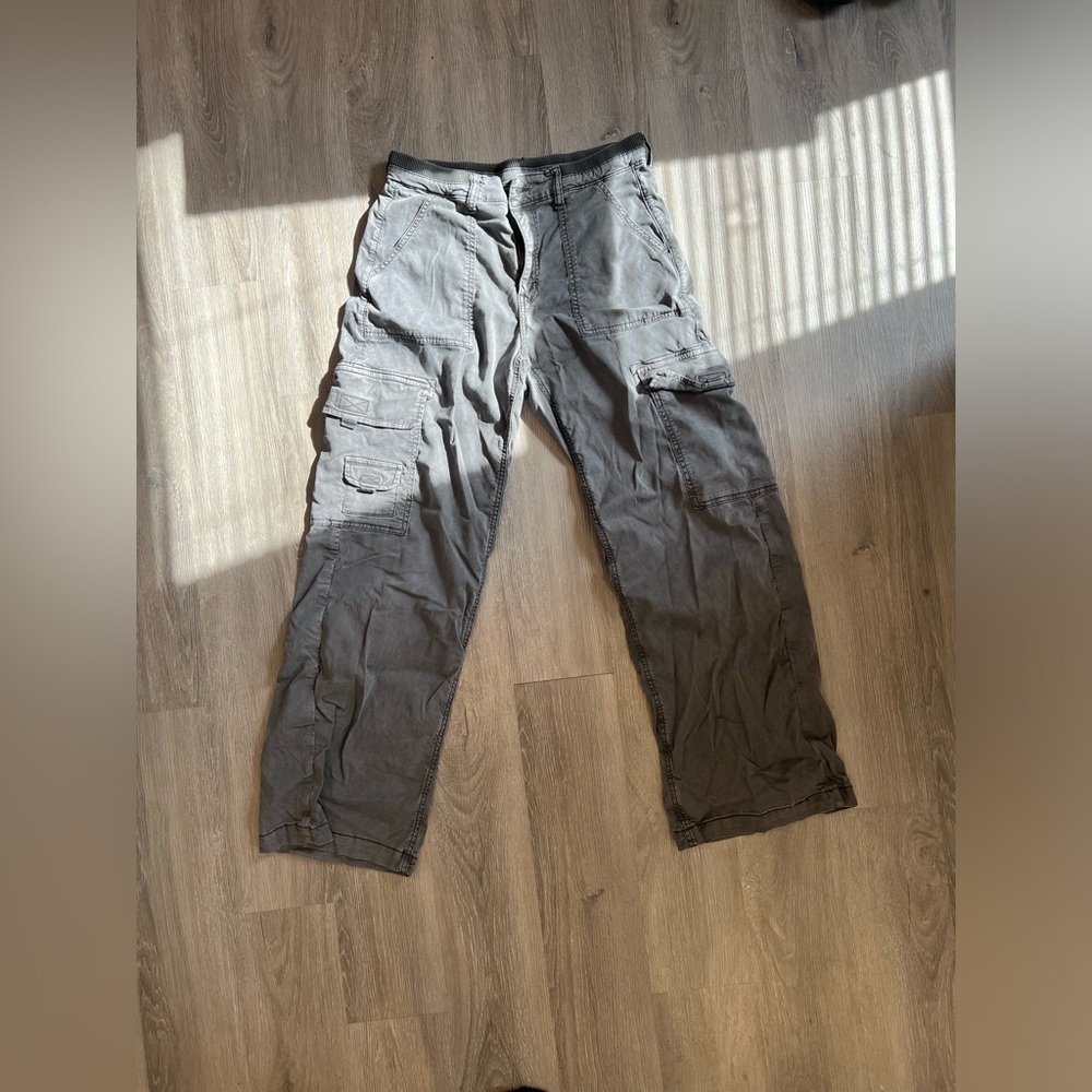 AE cargo pants